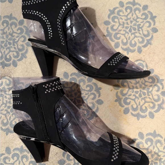 Onex Shoes - Onex Black and Silver Heels